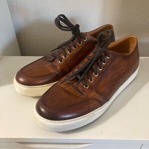 Magnanni low top leather sneakers